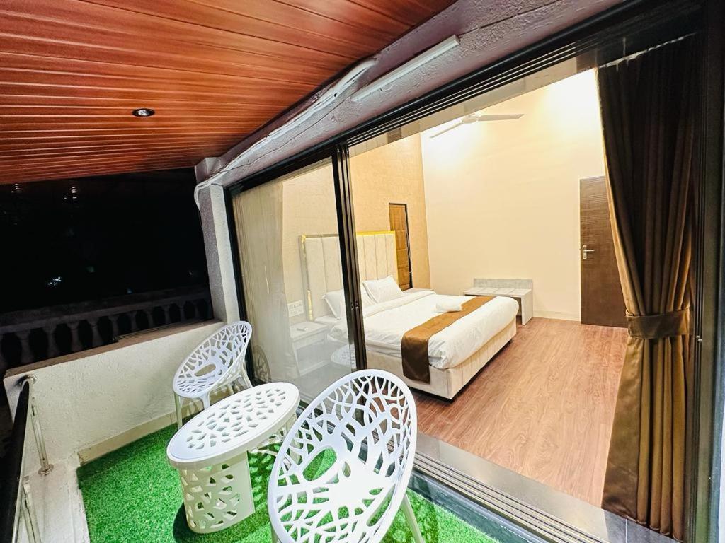 Villa Casa Majestic Lonavala Esterno foto